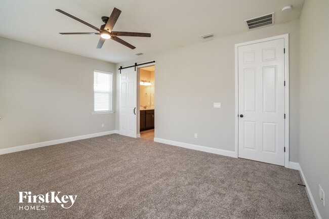 Building Photo - 3561 Bradley Creek Pkwy