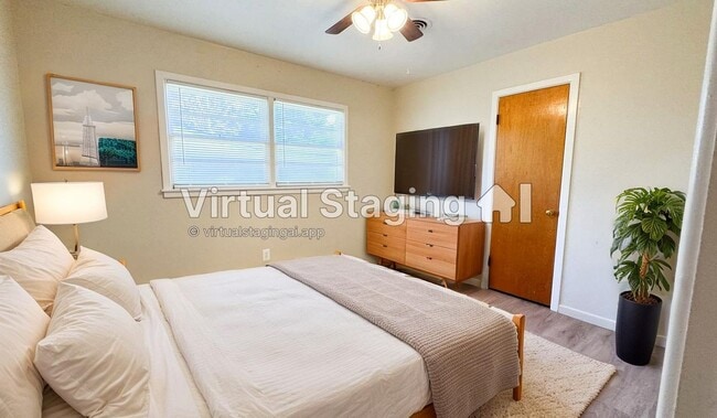 Building Photo - 3034 57th St