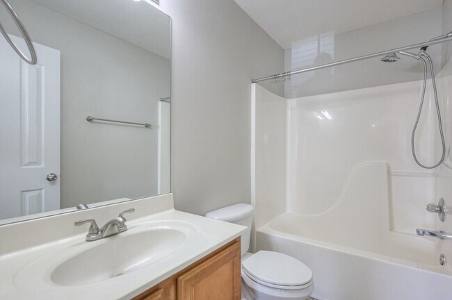 Building Photo - 240 Arapaho Dr