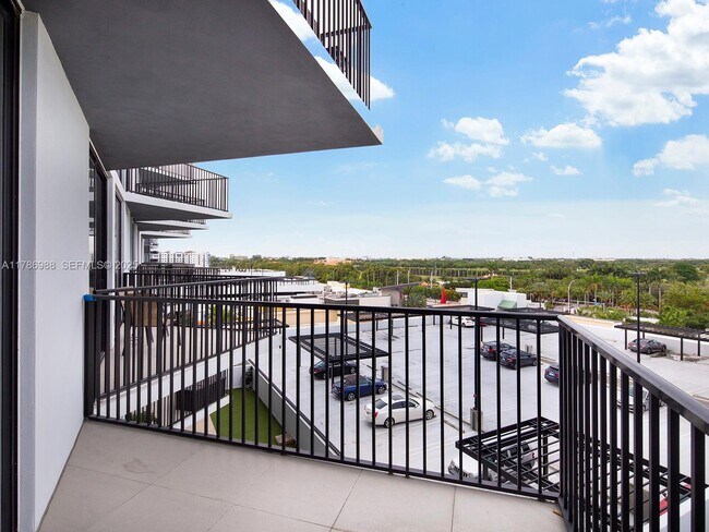 Building Photo - 5300 Paseo Blvd