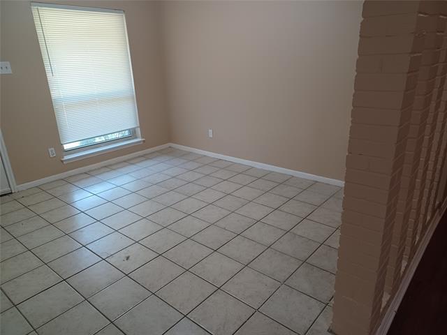 Building Photo - 4110 Fernwood Dr