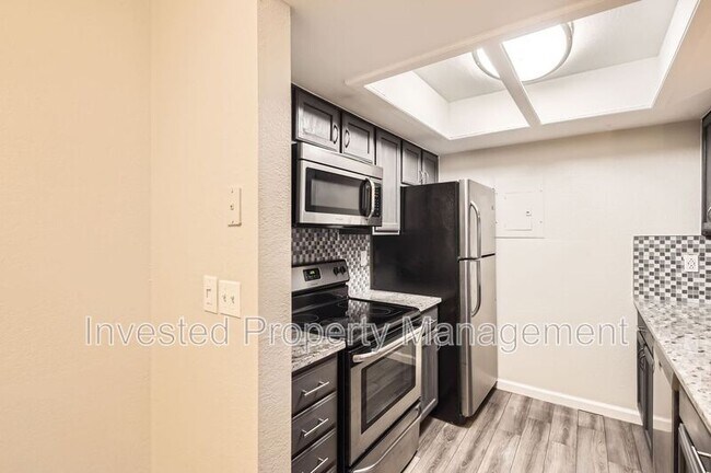 Building Photo - 9222 E Arbor Cir