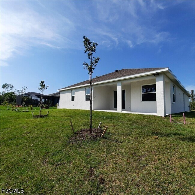 Building Photo - 4102 NW 26th St