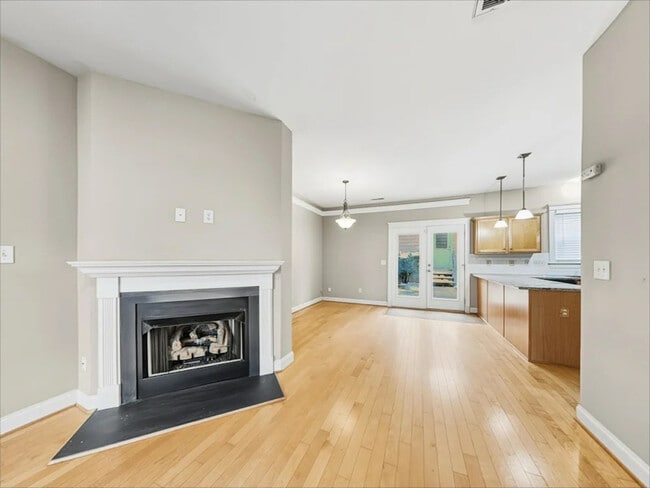 Building Photo - 8240 Townley Rd