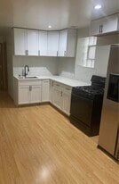 Building Photo - 4804 S Luna Ave