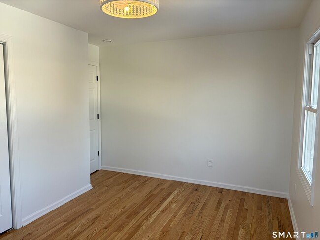 Building Photo - 96 Winibig Trail