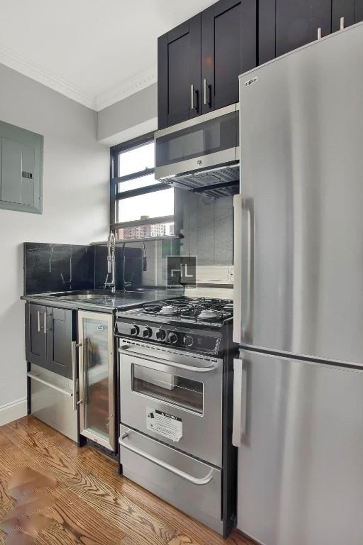 Building Photo - East 105th Street