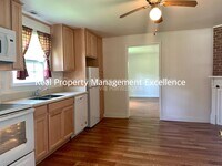 Building Photo - 278 Hill St