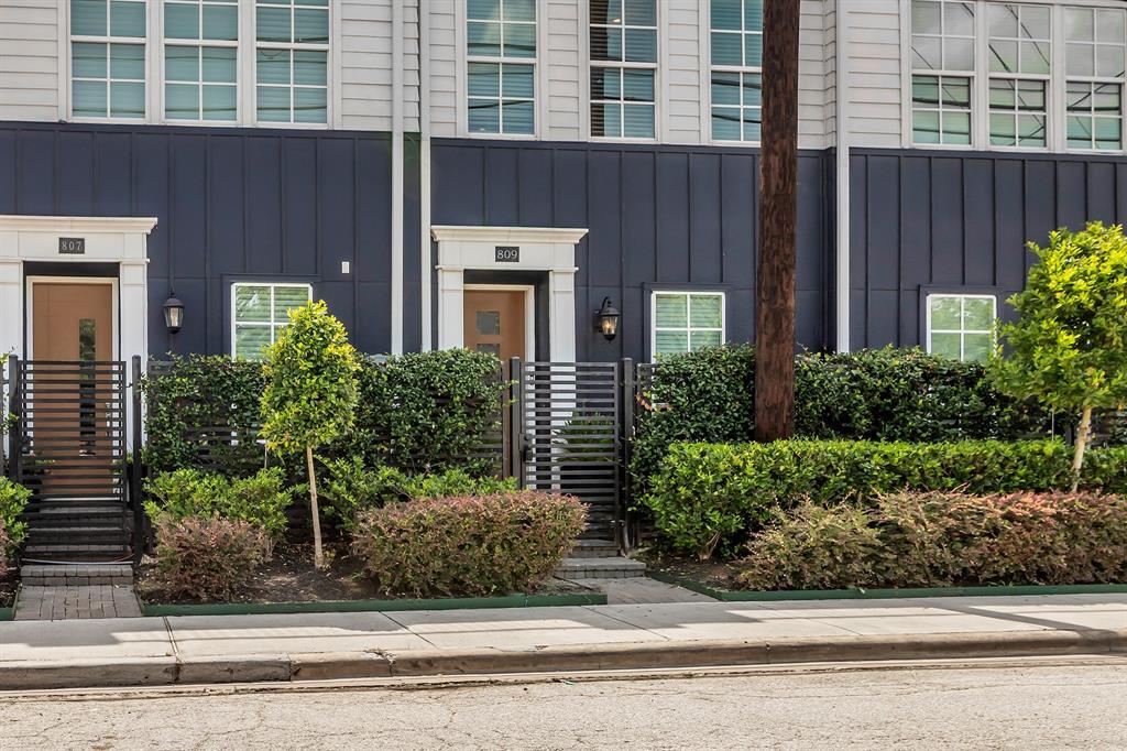 Building Photo - 809 Bringhurst St