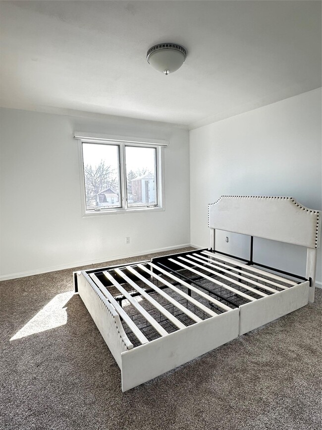Building Photo - 3276 Griswold Ave
