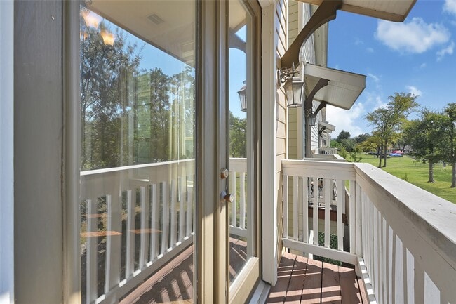 Building Photo - 1237 Hobbs Reach Ln