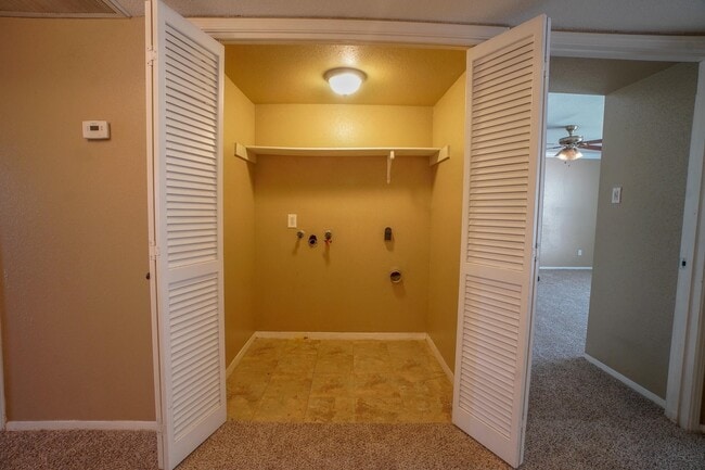 Building Photo - 5005 Georgi Ln