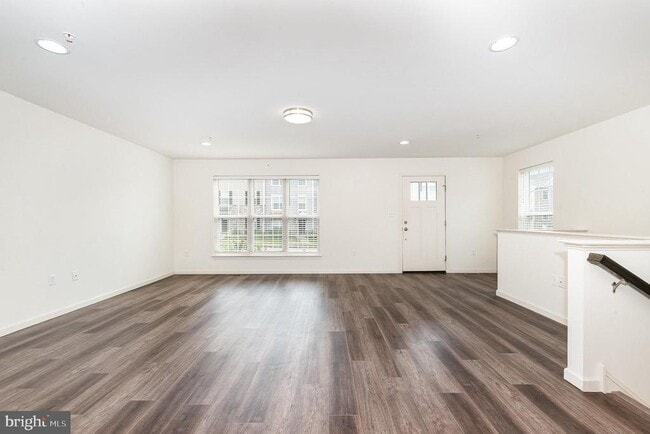 Building Photo - 5105 Laurel Valley Ln