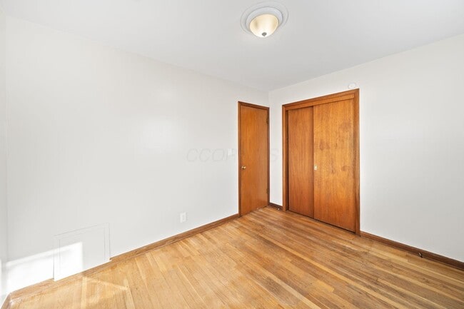 Building Photo - 1565 Garywood Ave