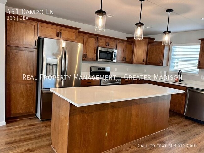 Building Photo - 451 Campo Ln