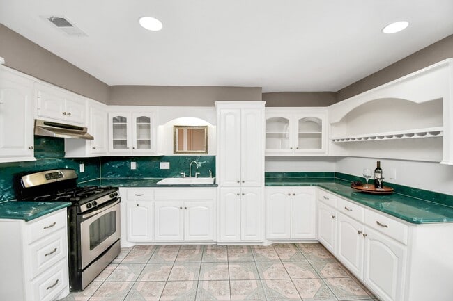 Building Photo - 3503 Nayland Rock Dr