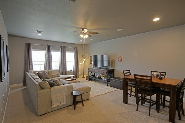 Building Photo - 221 Waterside Dr