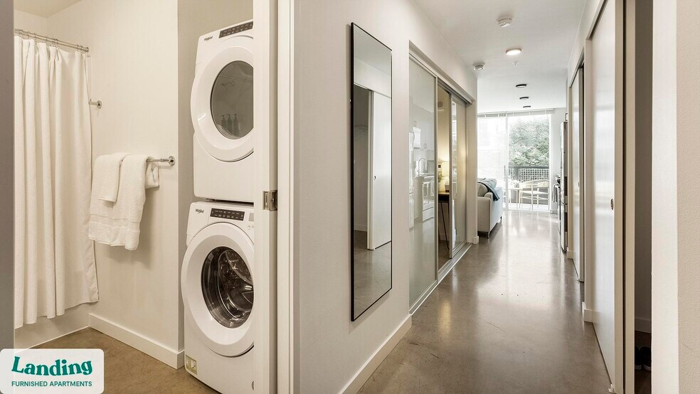 Building Photo - 2301 E Union St