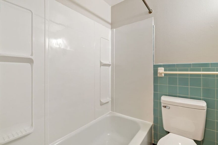 Interior Photo - The Flats of Clintonville