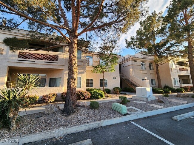 Primary Photo - 7400 W Flamingo Rd