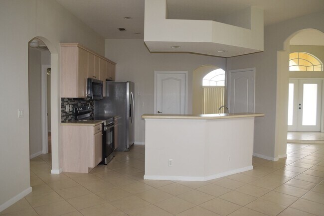 Building Photo - Stunning upgraded and immaculately maintained 3/2/2 home close to Gatlin I-95