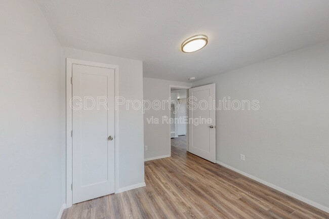 Building Photo - 1717 Griegos Rd NW