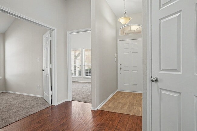Building Photo - 2073 Joyner Ranch Rd
