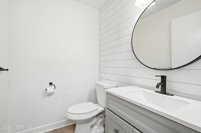 Building Photo - 409 Schley Ave