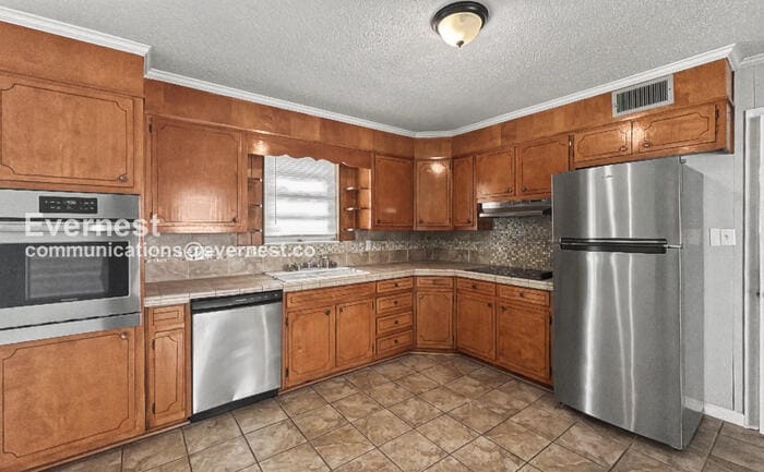 Building Photo - 400 Glen Crest Dr