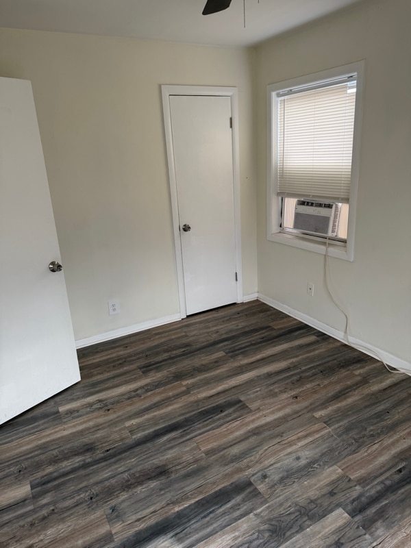 Building Photo - 3007 Curtis Dr