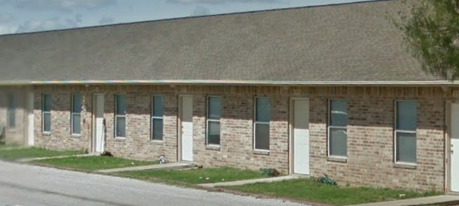 Primary Photo - KINGSLAND APARTMENTS ON DILLEY STREET