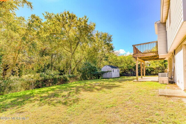 Building Photo - 204 Mill Creek Dr