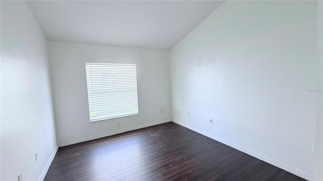 Building Photo - 31205 Bridgegate Dr