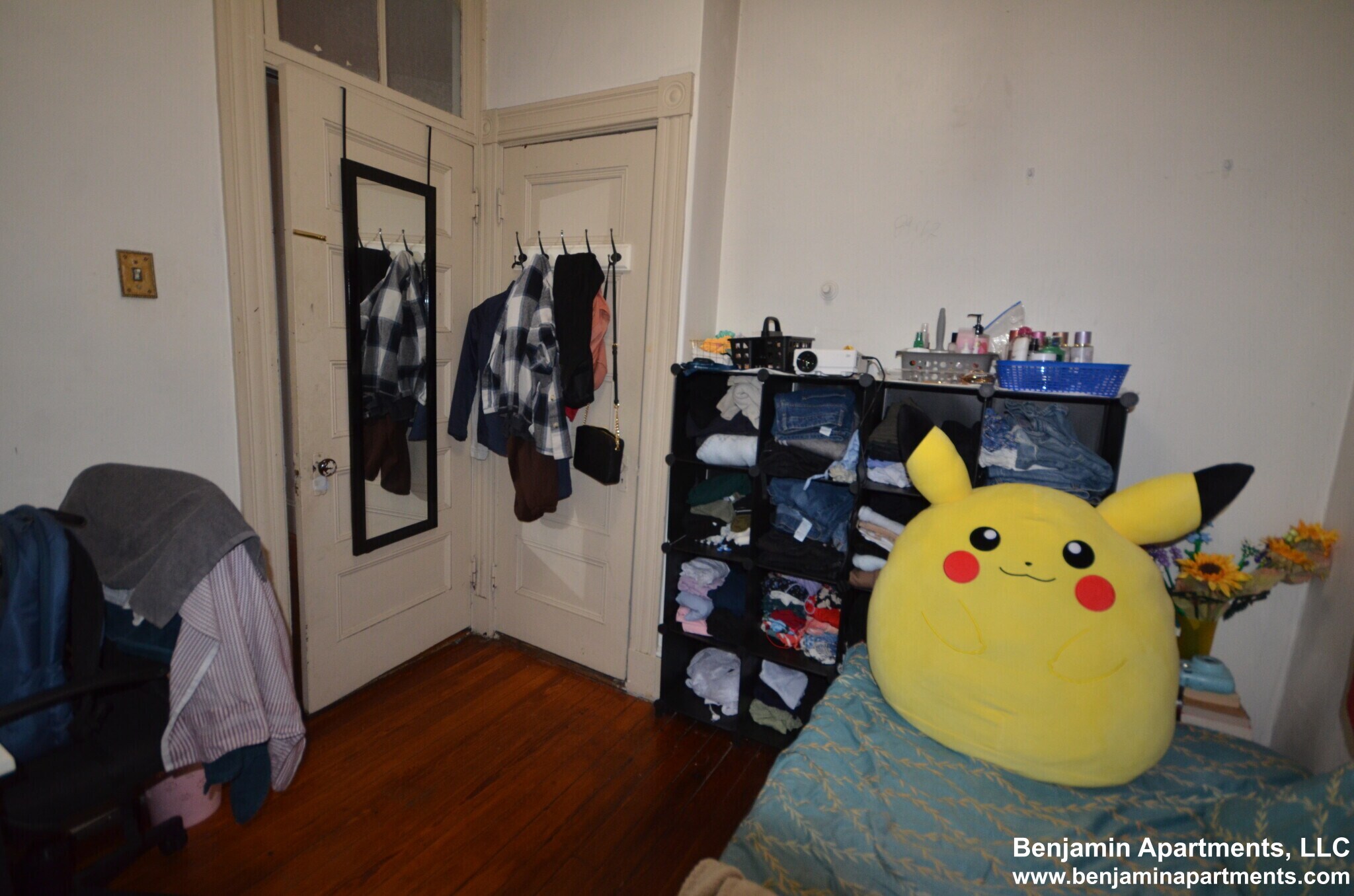 Building Photo - 77 Walnut St