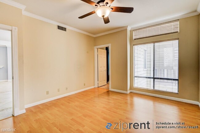 Building Photo - 2 br, 1.5 bath Condo - 601 North Kenwood S...