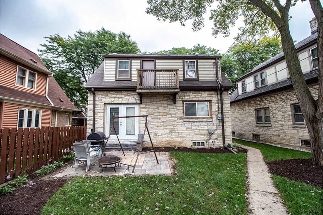 Back Yard - 3127 N 55th St