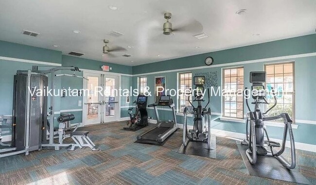 Building Photo - 7038 Buroak Ct