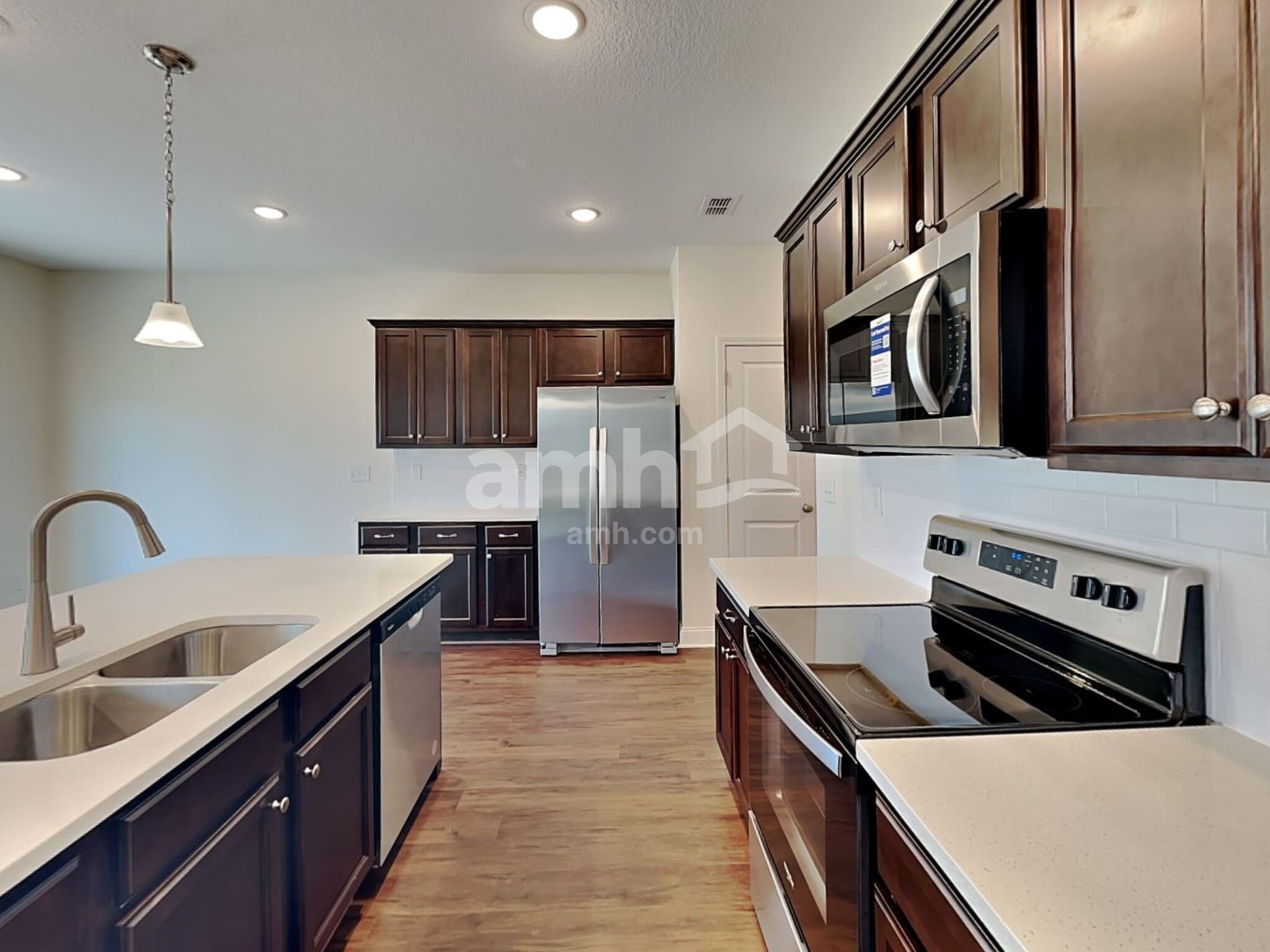Building Photo - 616 Onate Cir