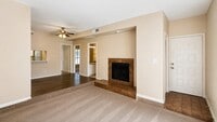 Building Photo - 3100 Walnut Bend Ln