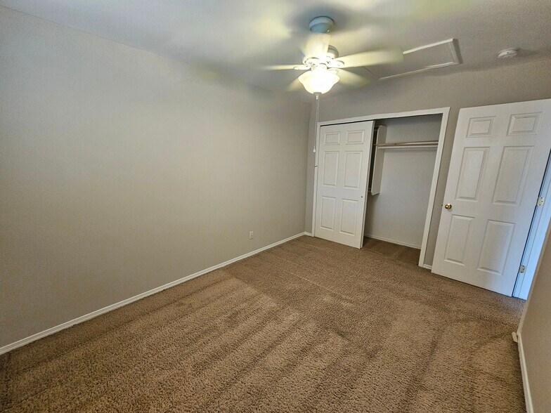 Building Photo - 6672 Wild Indigo Dr