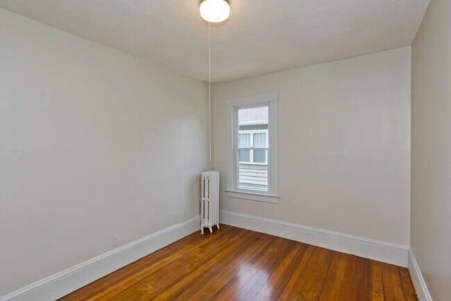 Building Photo - 111-115 Groveland St