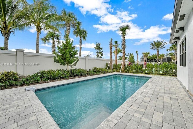 Building Photo - 12413 Solana Bay Cir