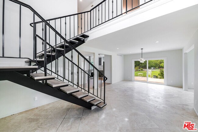 Building Photo - 3643 Ballina Canyon Rd