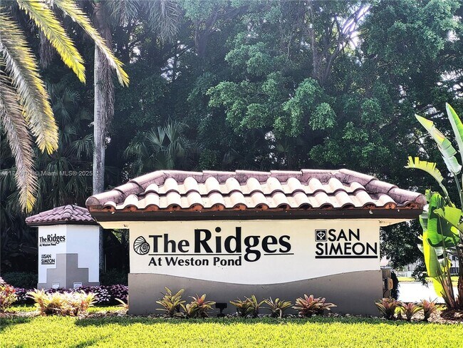 Building Photo - 4000 Pine Ridge Ln
