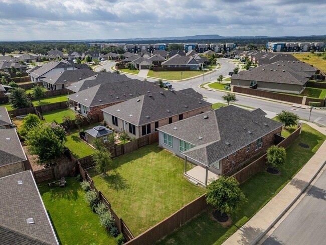 Building Photo - 134 Thistle Trl