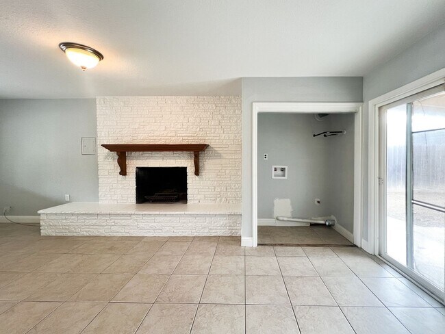 Building Photo - Charming 3-Bedroom Home in Napa’s Sought-A...