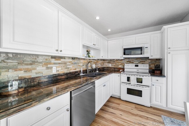 Building Photo - 4022 N Quail Ridge Dr