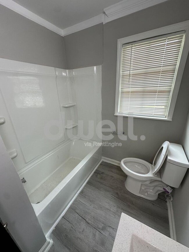 Building Photo - 2932 Abelia Dr