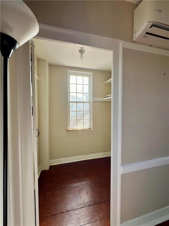 Building Photo - 4 Limerock Rd