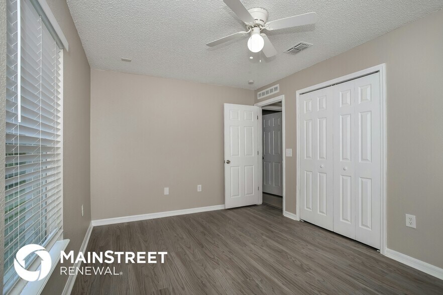 Building Photo - 1118 Chesterfield Ct